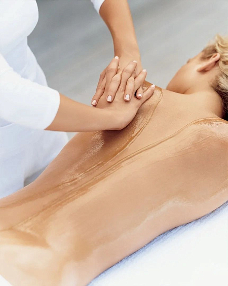 Массаж шейно-воротниковой зоны с Камфорным Маслом